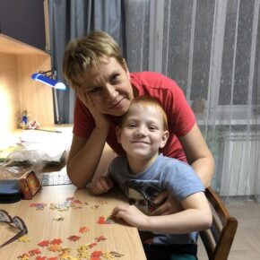 Школа приемных родителей помогает разобраться в особенностях адаптации детей